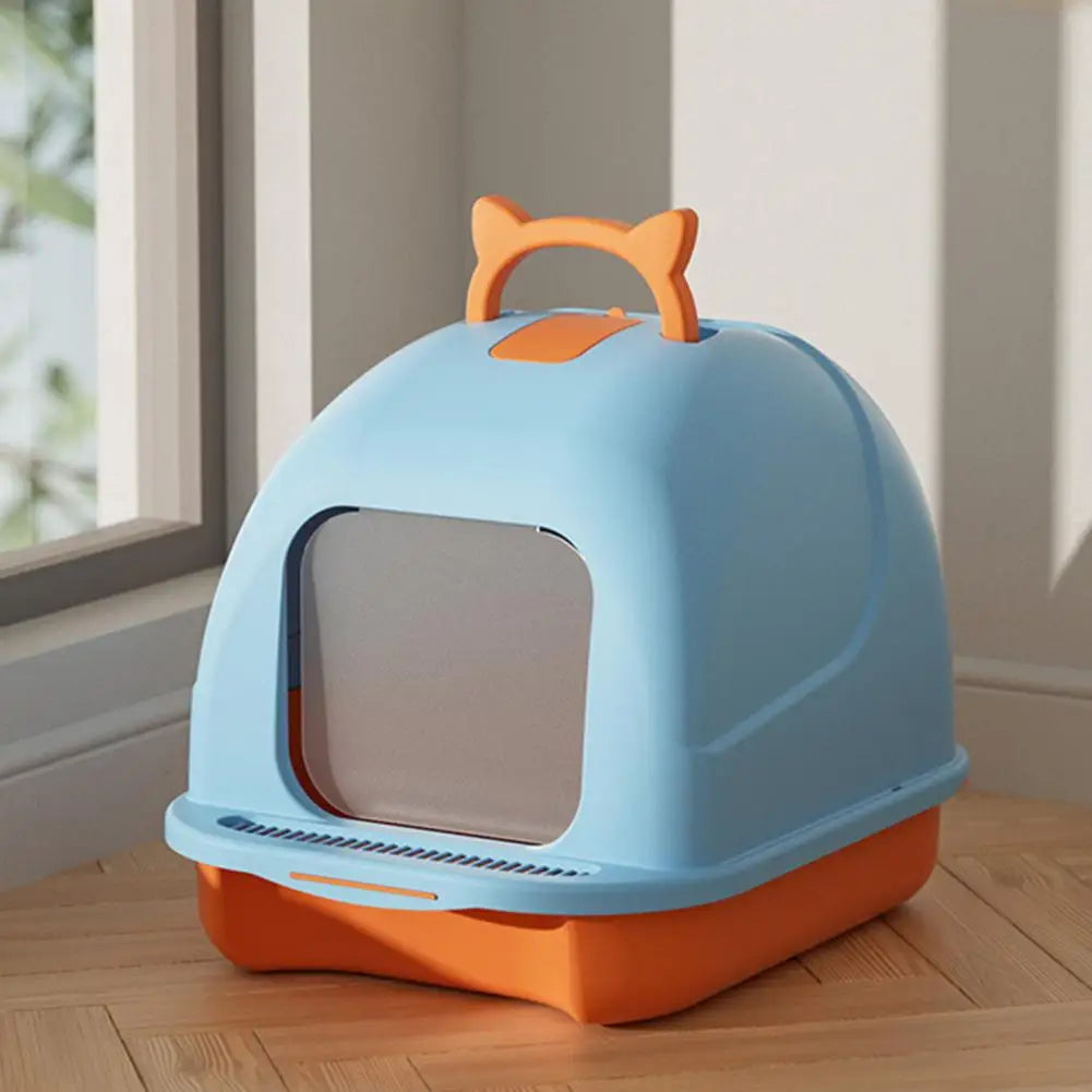 Spacious Enclosed Cat Litter Box with Easy Clean Features